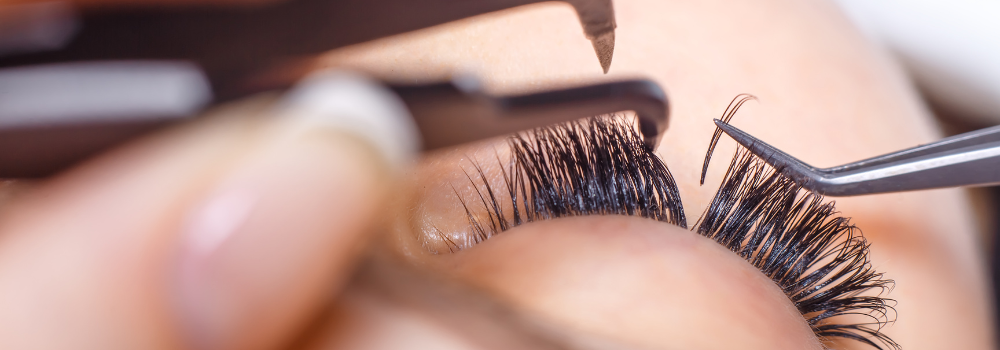Extensions de cils à Lyon – Tout ce qu’il faut savoir avant de se lancer