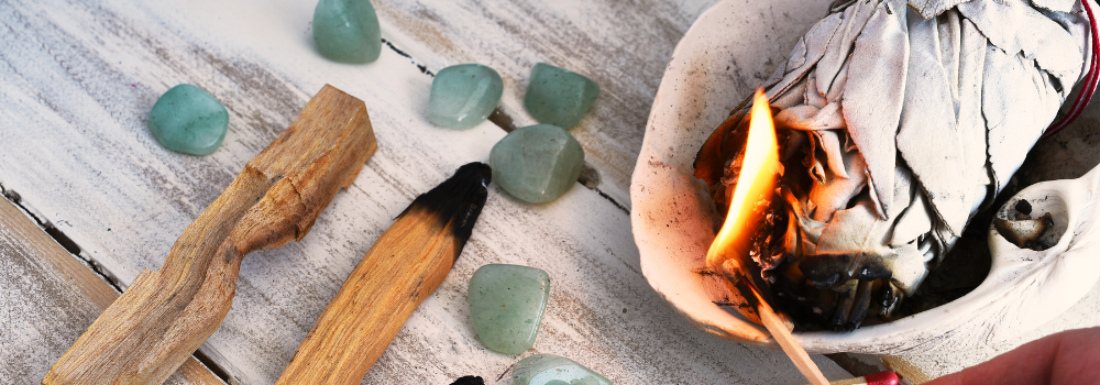 Sauge Blanche & Palo Santo : Bienfaits et Rituels de Purification