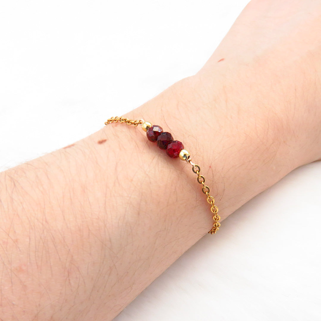 Bracelet Rouge Grenat