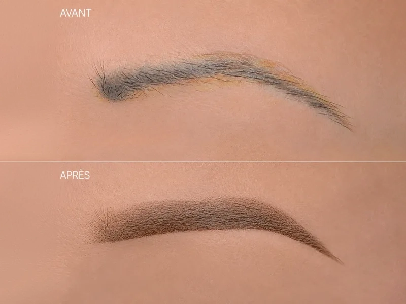 Avant et après la correction d'un ancien maquillage permanent des sourcils : pigment gris-bleu remplacé par un sourcil poudré brun